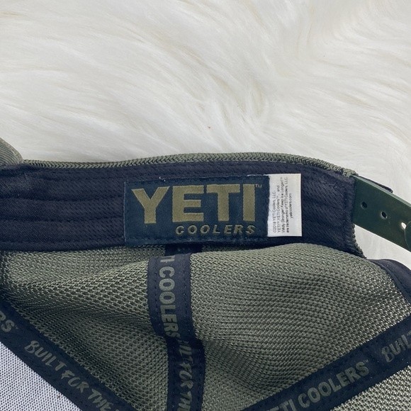 YETI Baseball Cap Hat Snapback - Picture 4 of 6